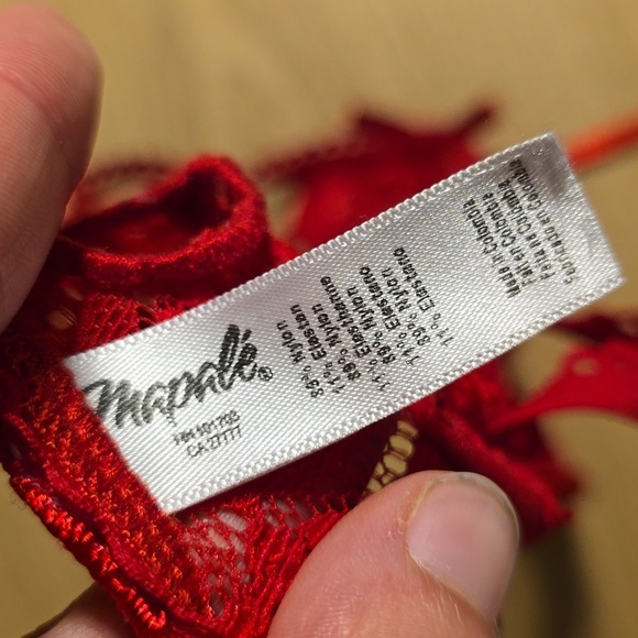 Mapale Larissa Three-Piece Lace Set Heart Cutouts - Picture 9 of 9